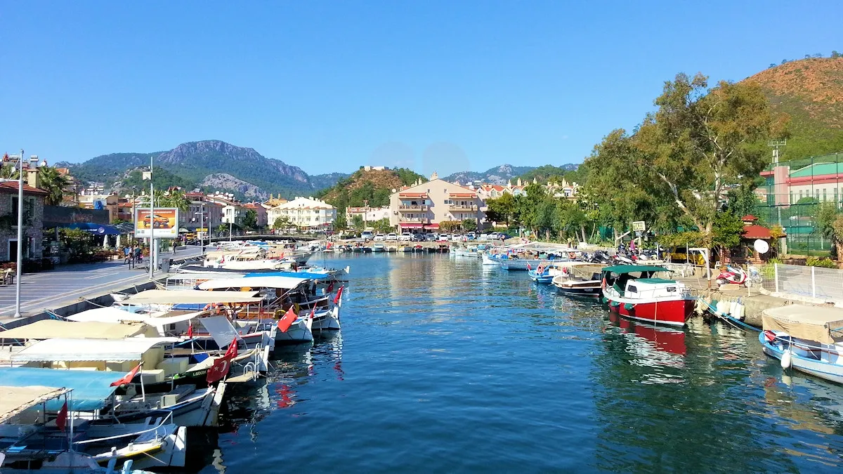 Icmeler pier - Photo 4
