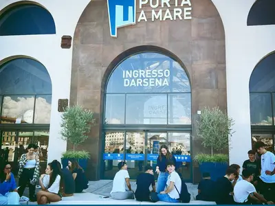 Centro Commerciale Porta a Mare - Photo 3