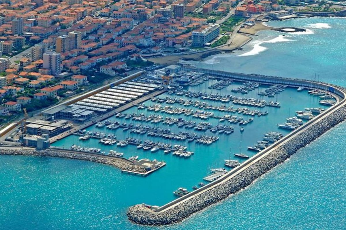 Marina Cala De Medici - Photo 3