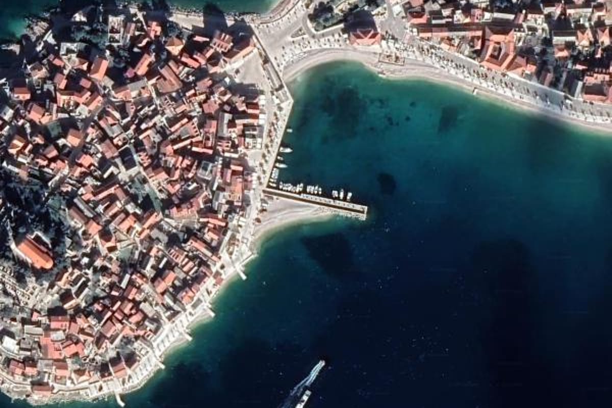 Old harbour - Photo 1