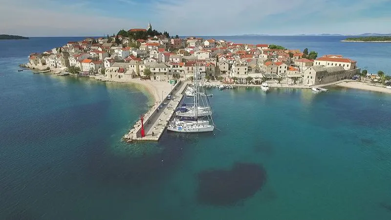 Old harbour - Photo 2