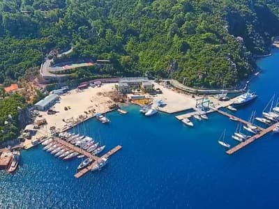 Adaköy Marina - Photo 3