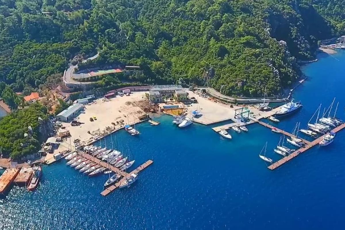 Adaköy Marina - Photo 3