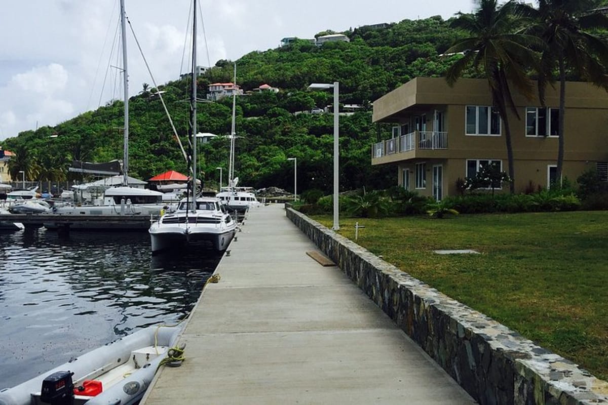Hodge's Creek Marina - Photo 2