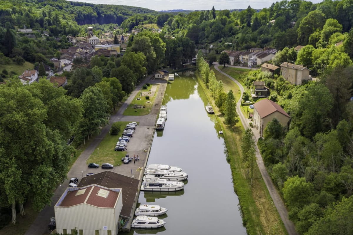 Port de Plaisance de Fontenoy le Château - Photo 2