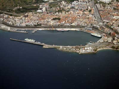 Porto di Reggio Calabria - Photo 3