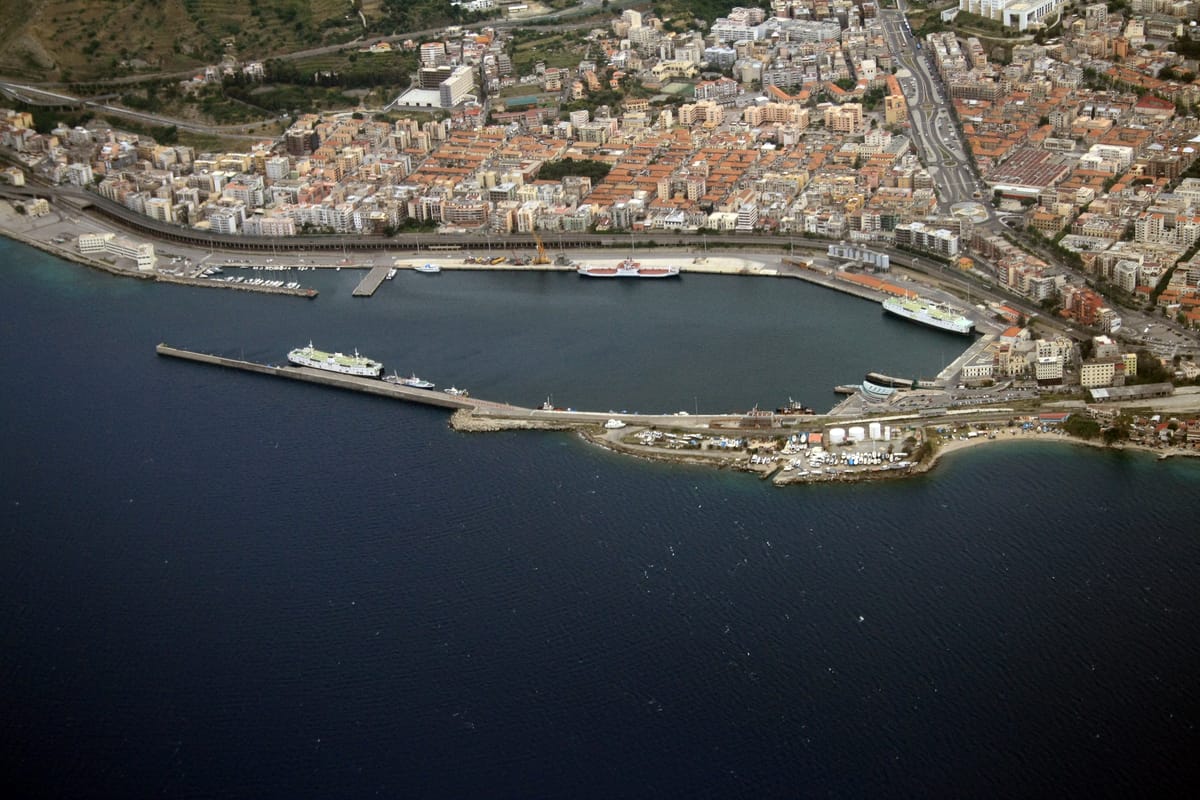 Porto di Reggio Calabria - Photo 3