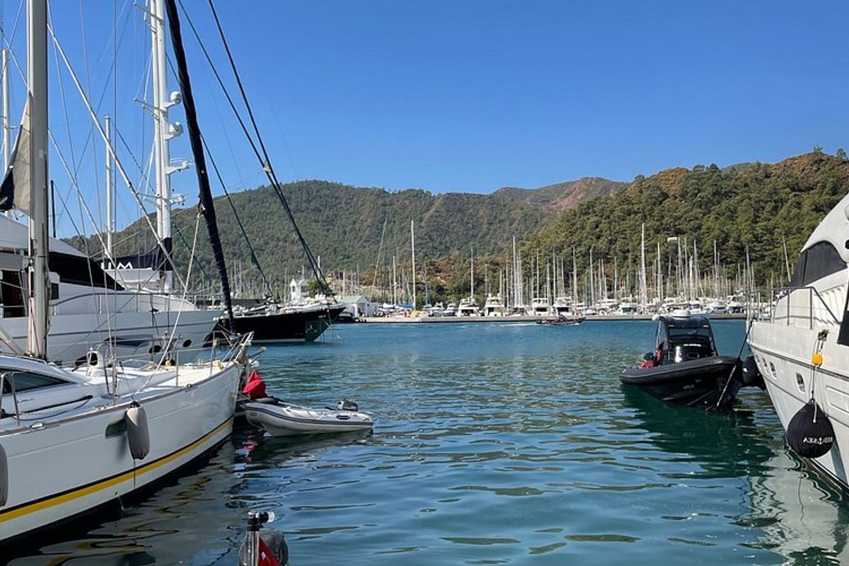 MARTI Marina & Yacht Club - Photo 1