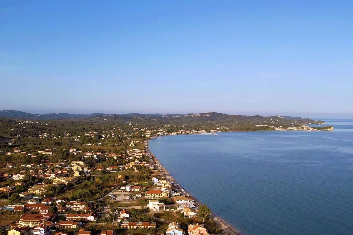 Όρμος Αχαράβης - Photo 4