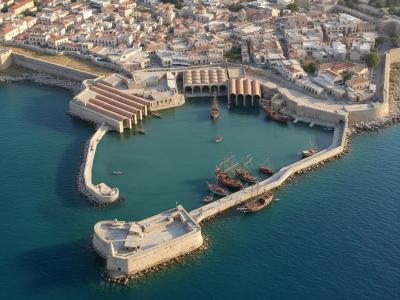 Venetian Harbour - Photo 2