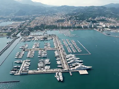 La Spezia Porto Mirabello Marina - Photo 2