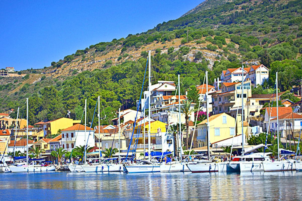 Agia Effimia Marina - Photo 2