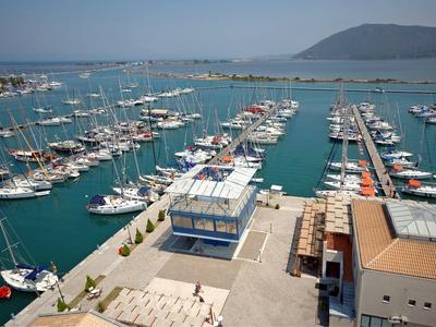 Lefkas Main Port - Photo 5