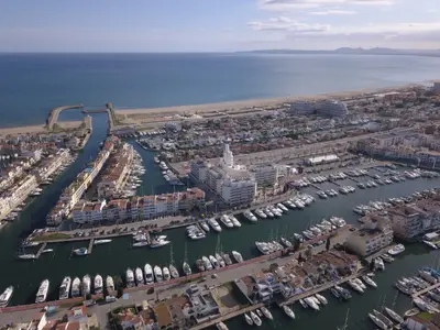 Port Marina - Photo 2