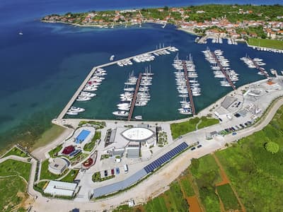 Olive Island Marina - Photo 2