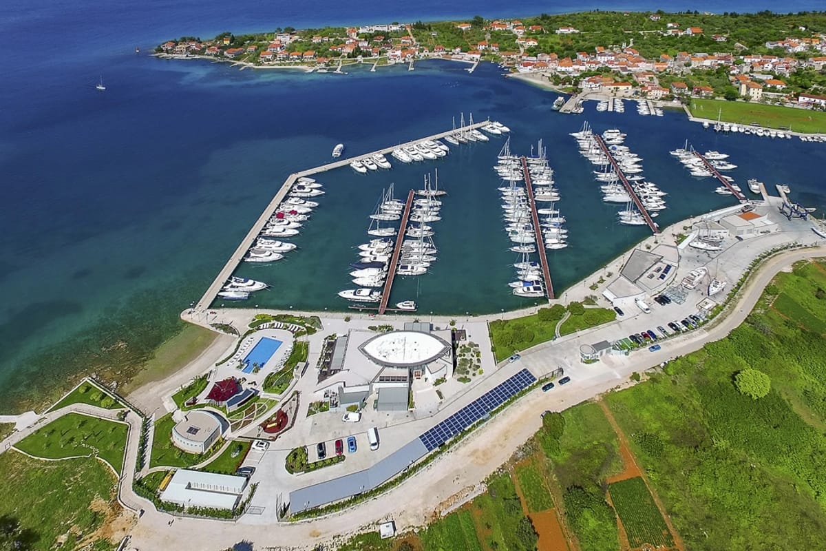 Olive Island Marina - Photo 2