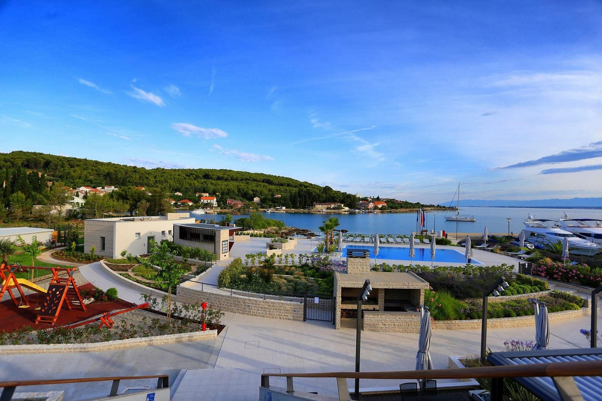 Olive Island Marina - Photo 3