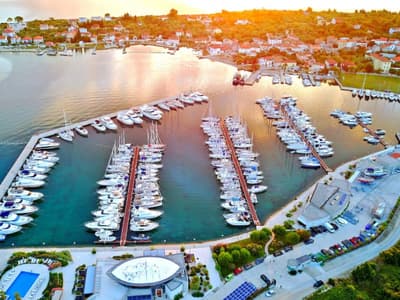 Olive Island Marina - Photo 4