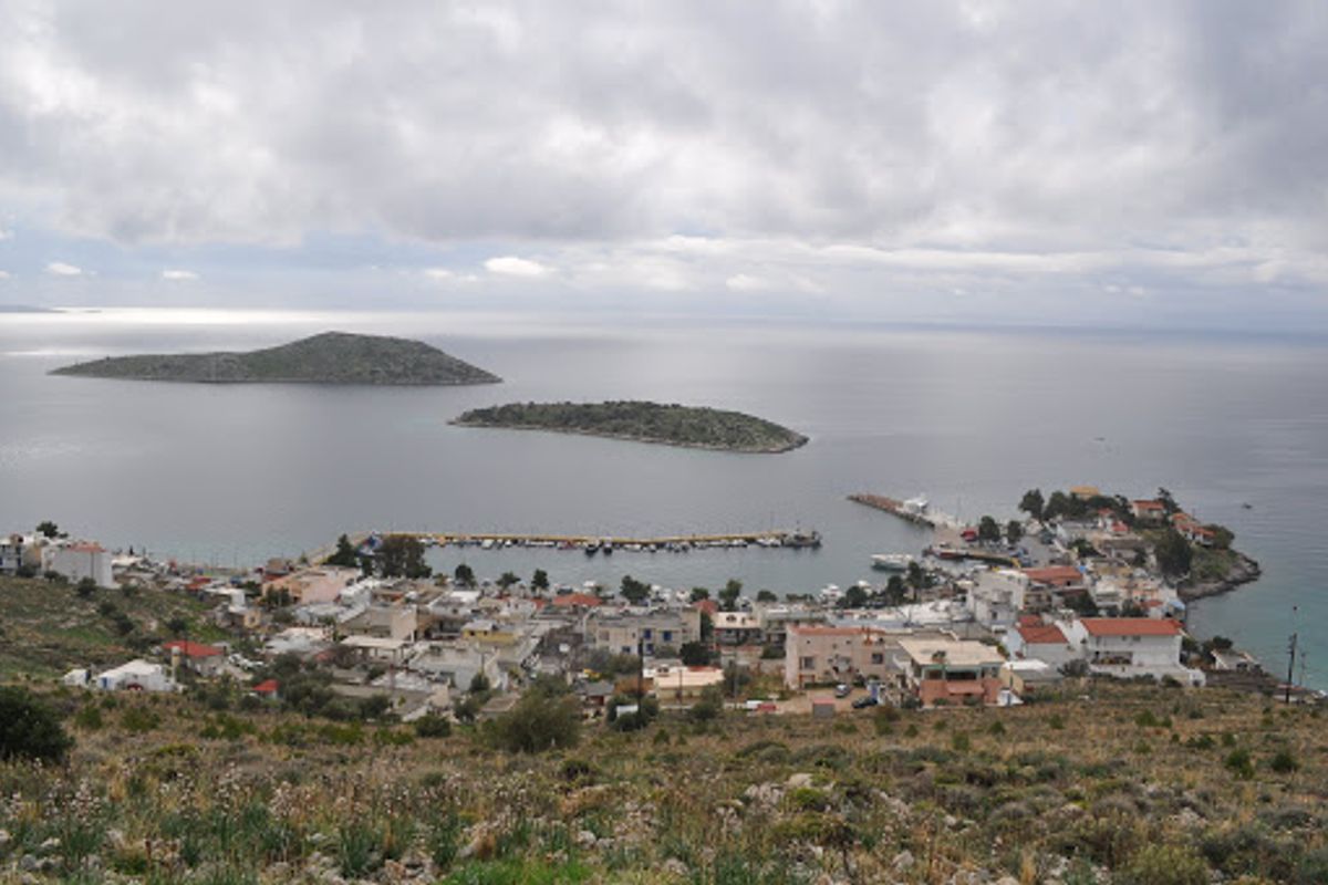 Μαρίνα Πάχης Μεγάρων - Photo 4