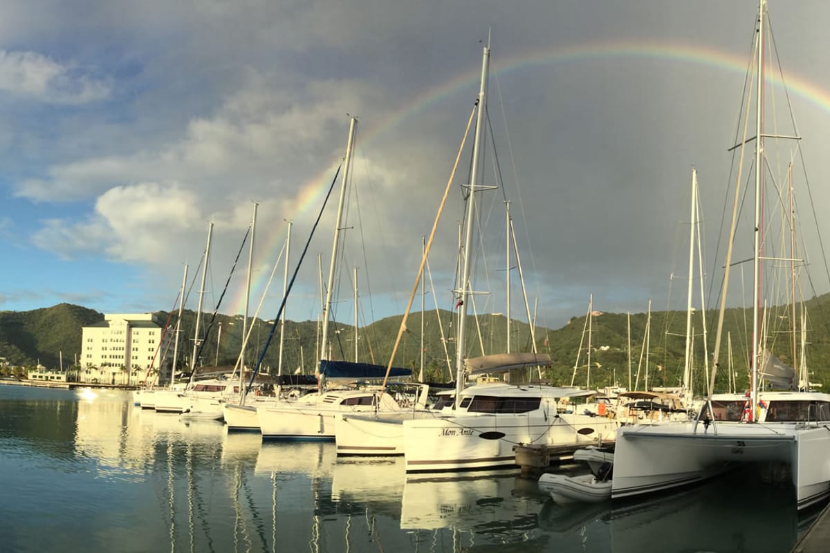 BVI YACHT CHARTERS - Photo 3