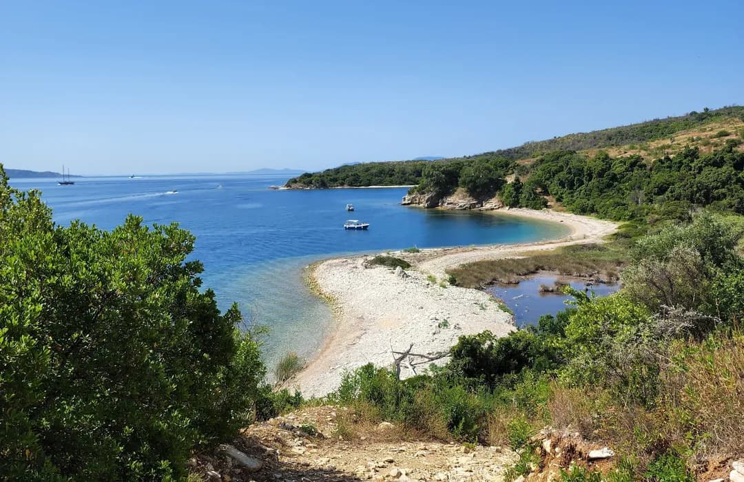 Όρμος Αγ. Στεφάνου - Photo 3