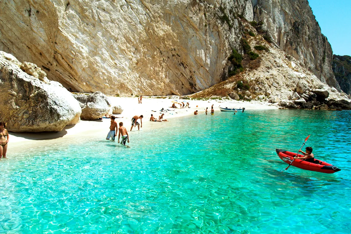 Όρμος Φύκι - Photo 1