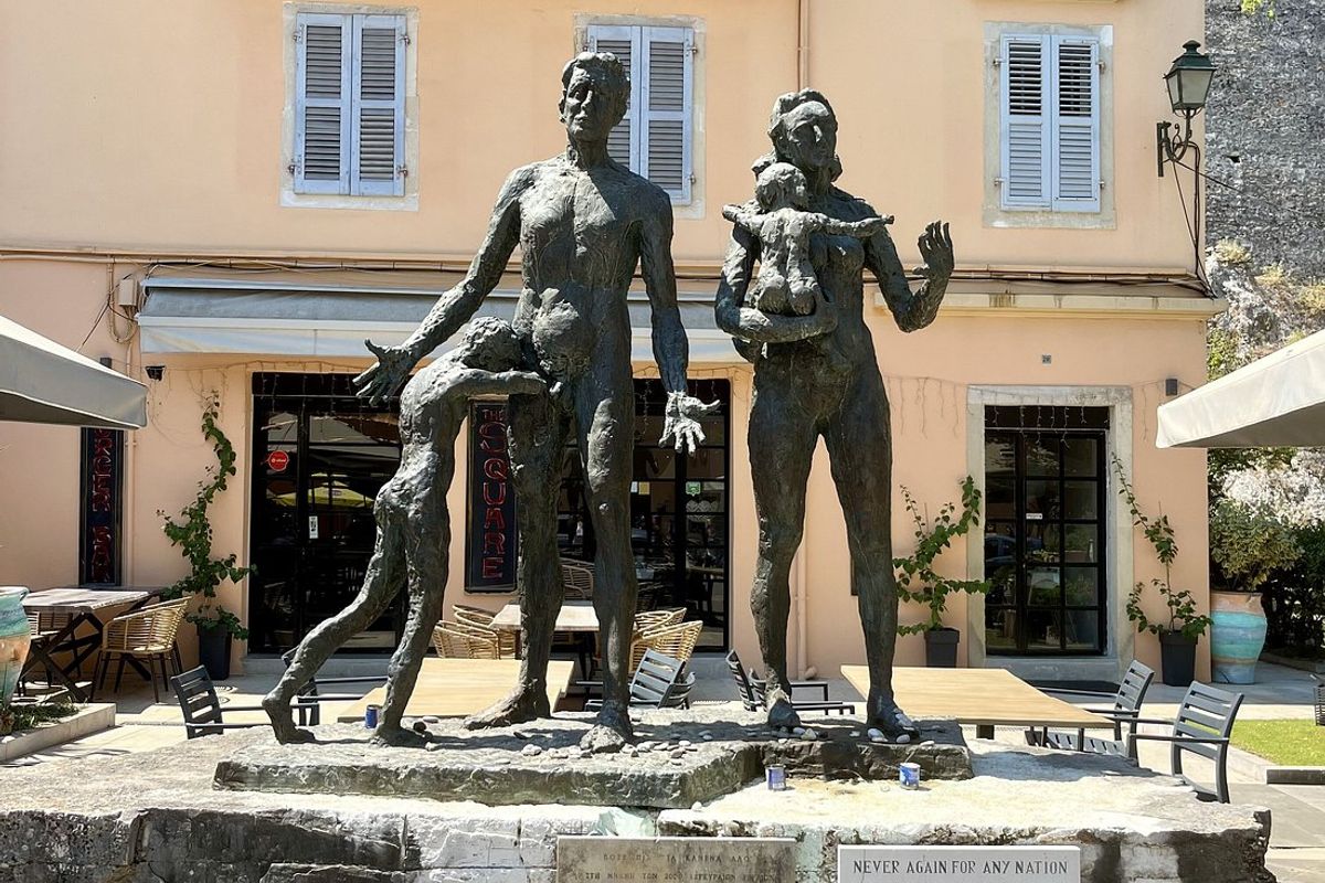 Marina Neou Frouriou - Photo 2