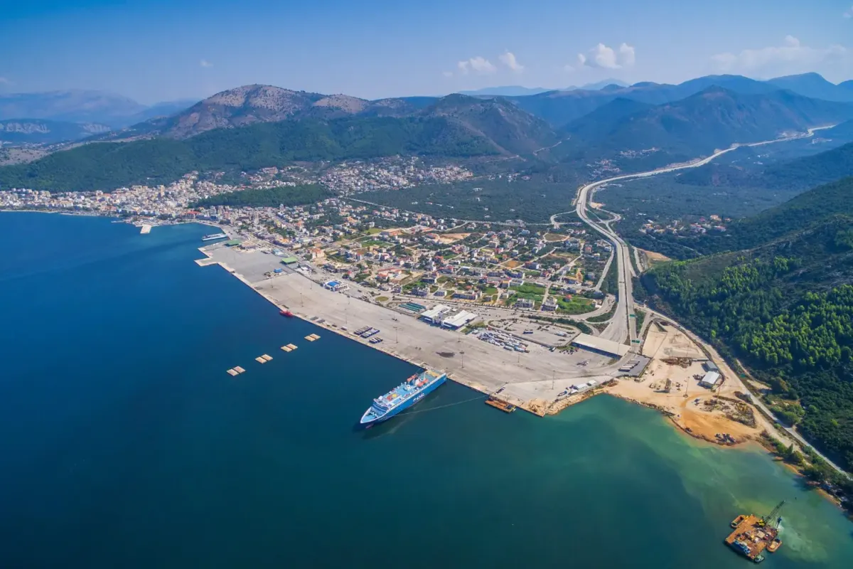 Small Port Igoumenitsas - Photo 1