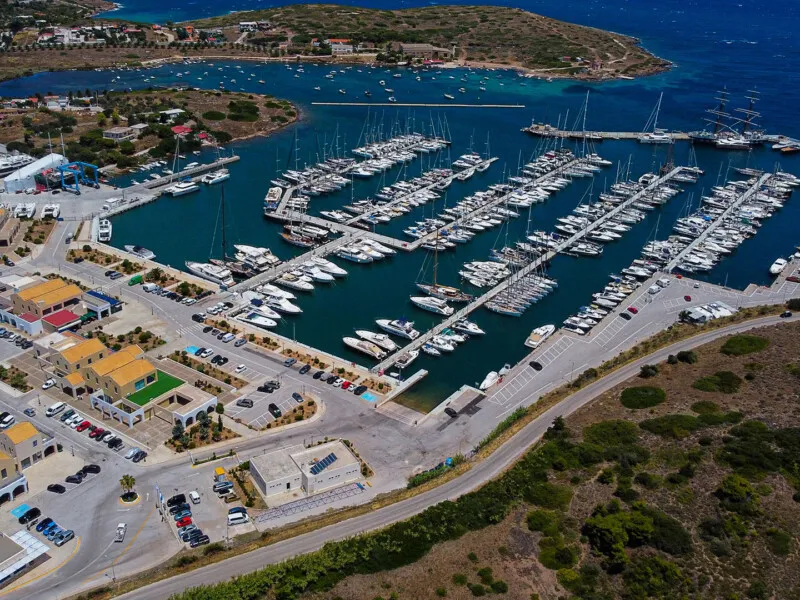 Yachts Park Lavriou - Photo 3