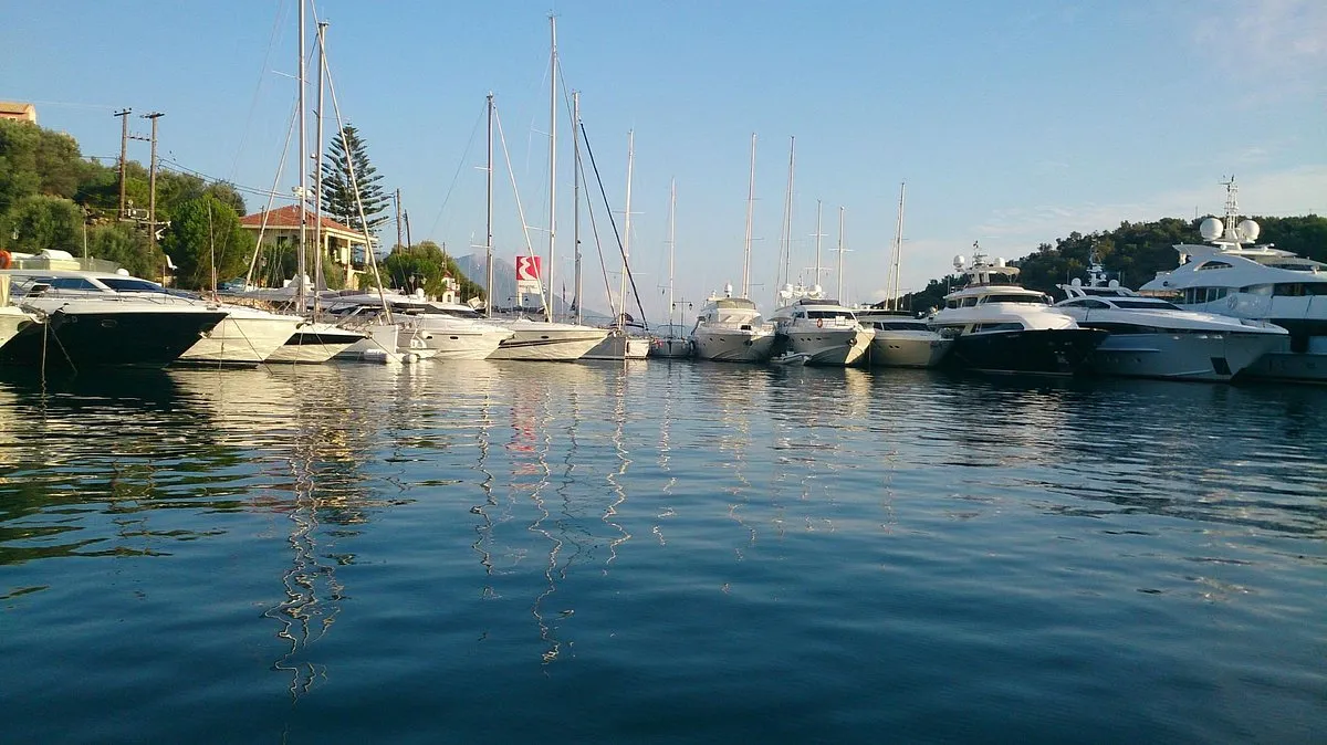 Odyseas Marina - Photo 1