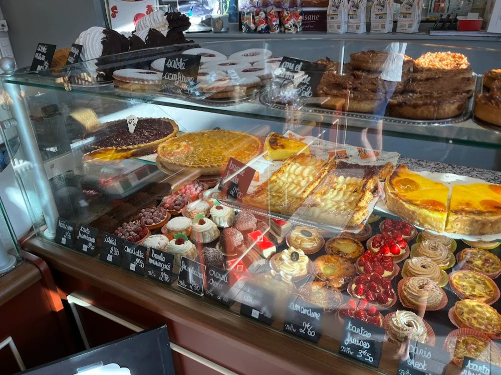 Jayé Bakery & Pastry Shop - Photo 1