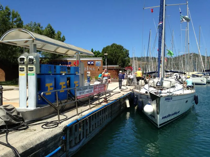 Boat Fuel Dock - Photo 1