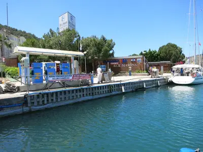 Boat Fuel Dock - Photo 2