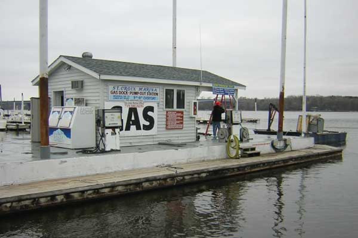 Boat Fuel Dock - Photo 4