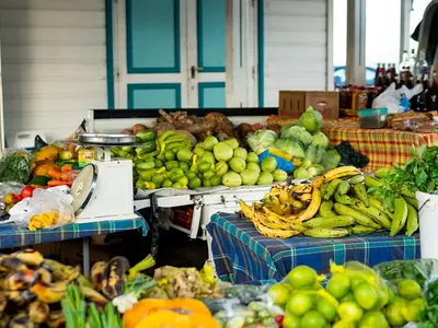 Marigot Market - Photo 3