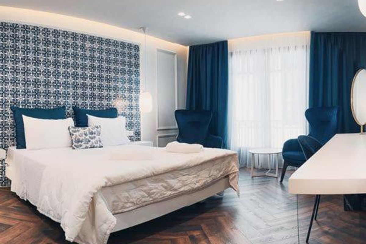 Blue Luxury Suites - Photo 5