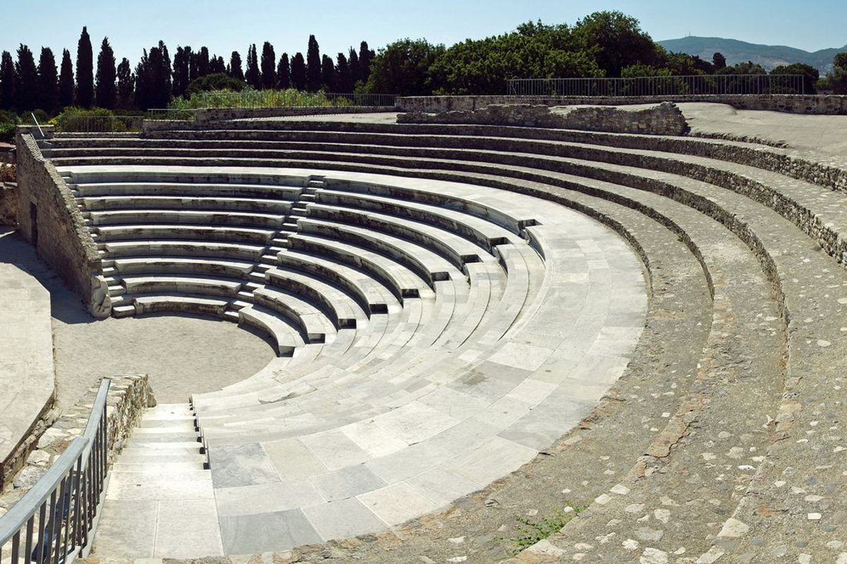 Amphitheatre - Photo 3