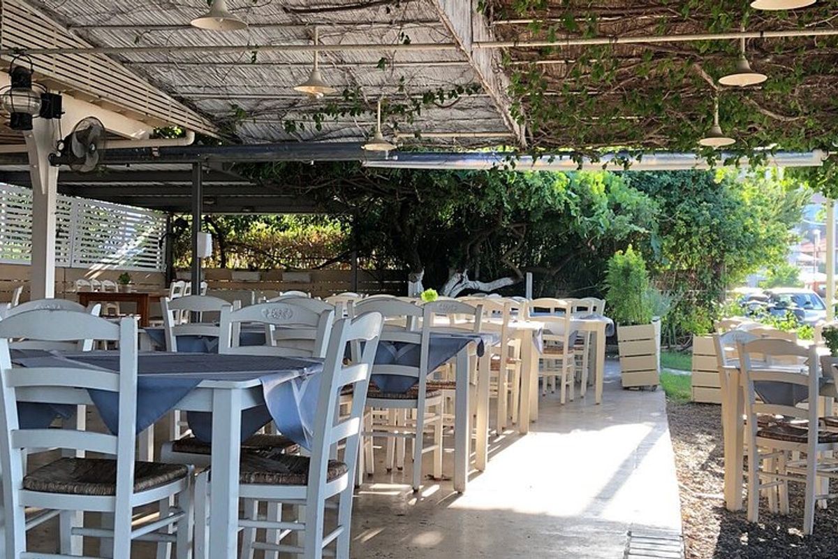 Pantazis Tavern - Photo 1