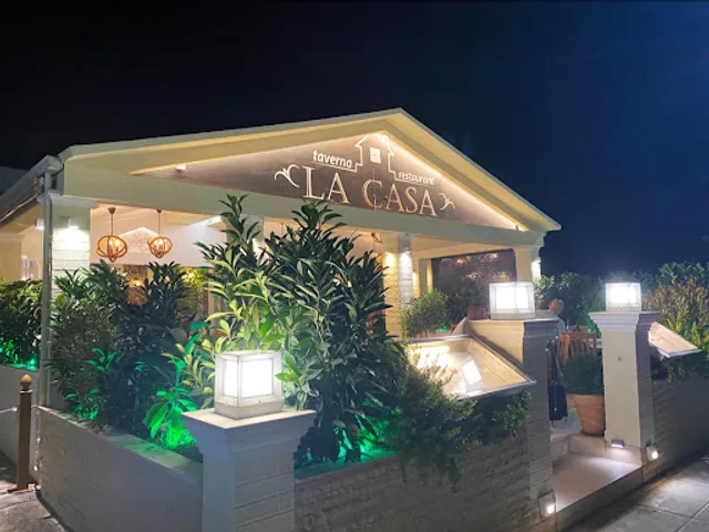 La Casa - Photo 1
