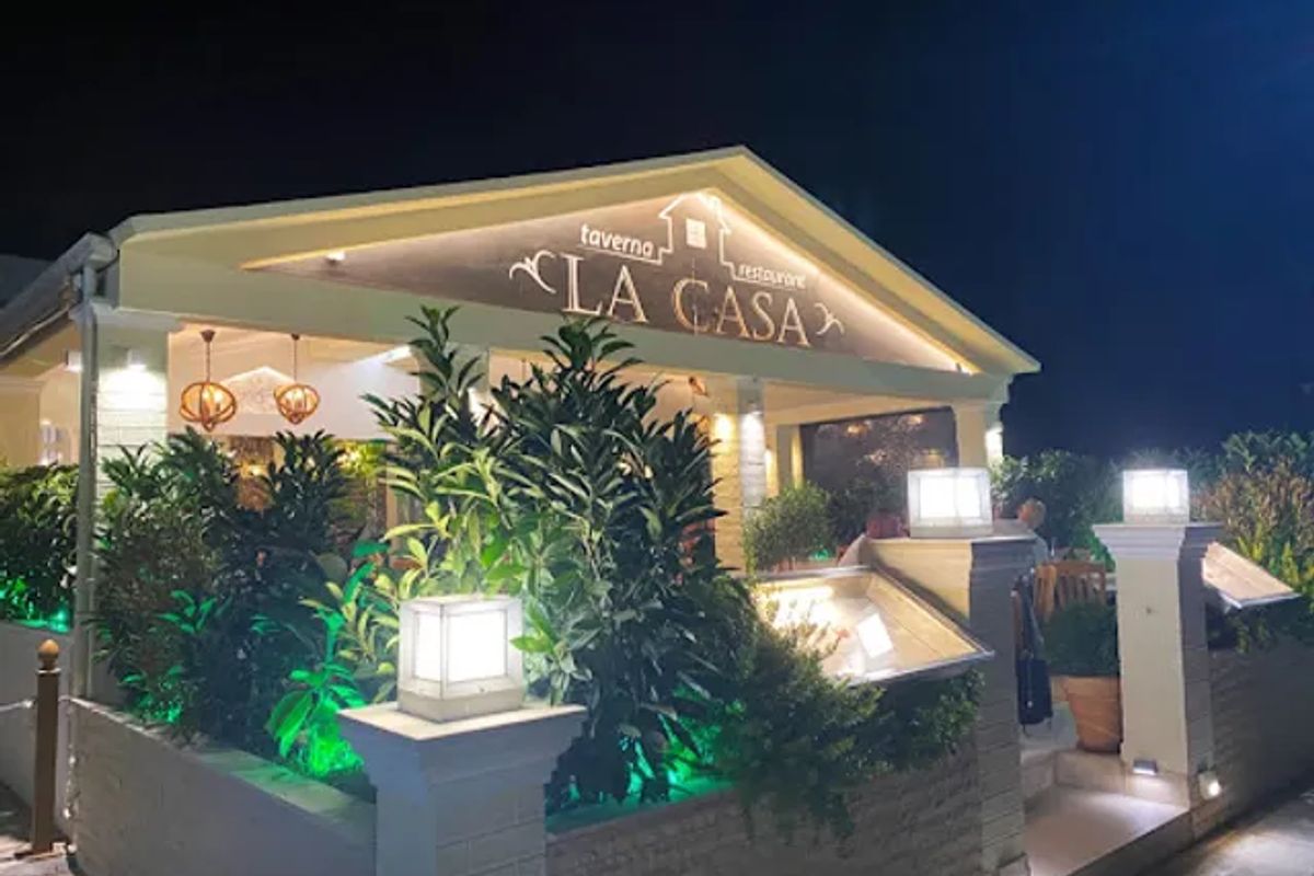 La Casa - Photo 1