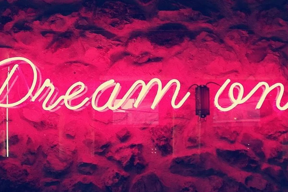 DIEM - Photo 1