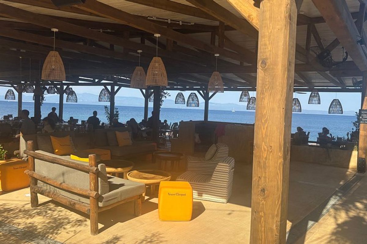 Navagos Beach Bar - Photo 2