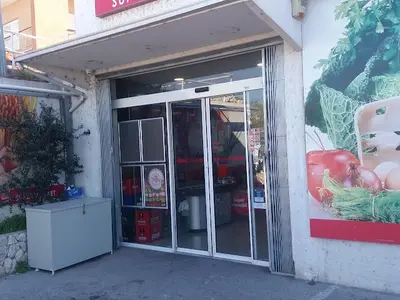 Ribola Supermarket - Photo 2
