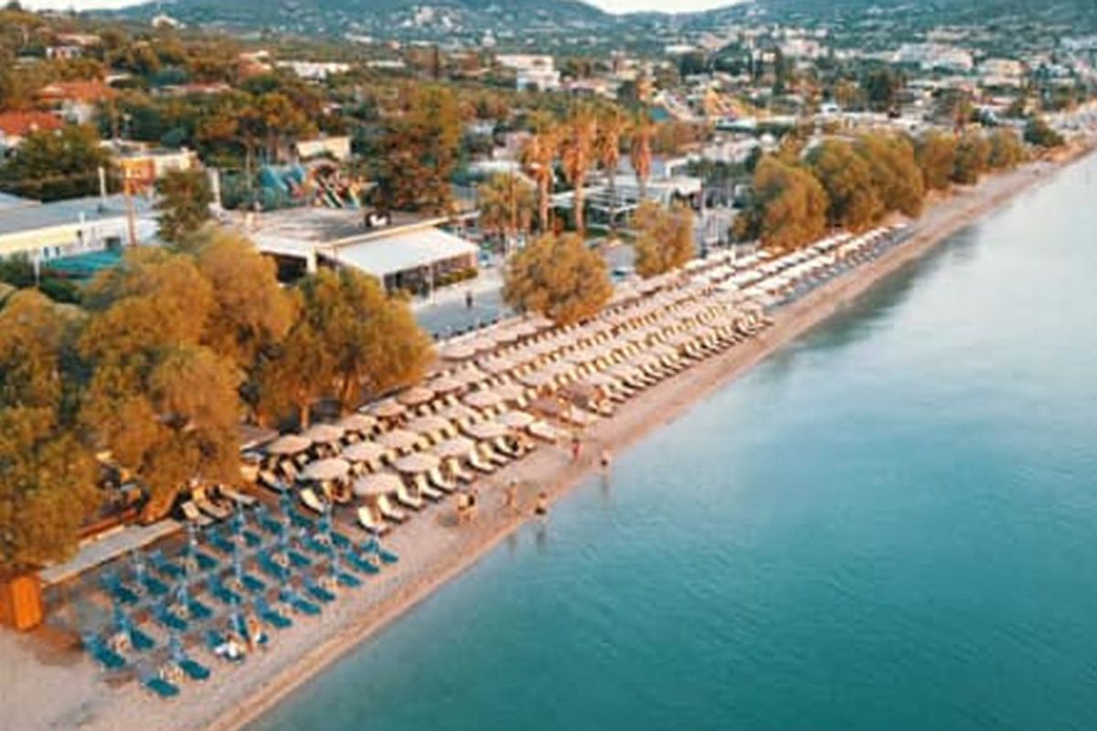 Faros Beach Bar - Photo 2