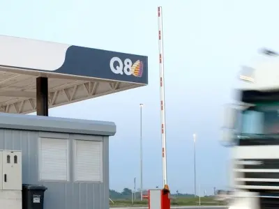 Fuel Station - Photo 3
