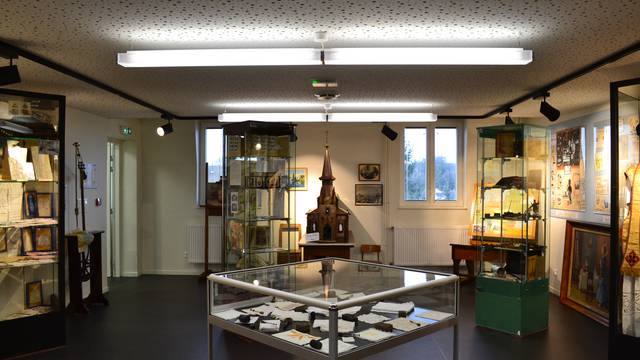 Musée de la Broderie, de la Métallurgie et du Patrimoine
