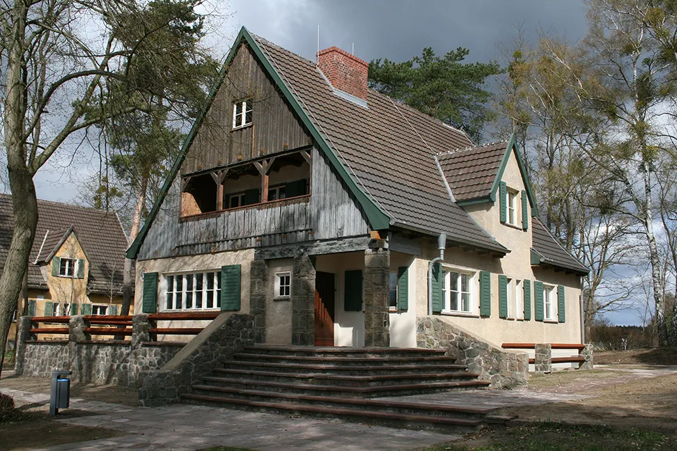 Ravensbrück Memorial and Commemorative Site – Commander's Houses - Photo 2