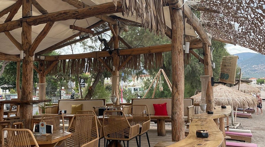 Calma beach bar