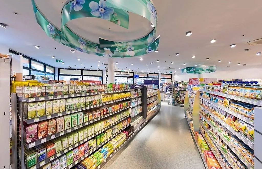 "Müller" - Pharmacy (Drugstore) - Photo 3