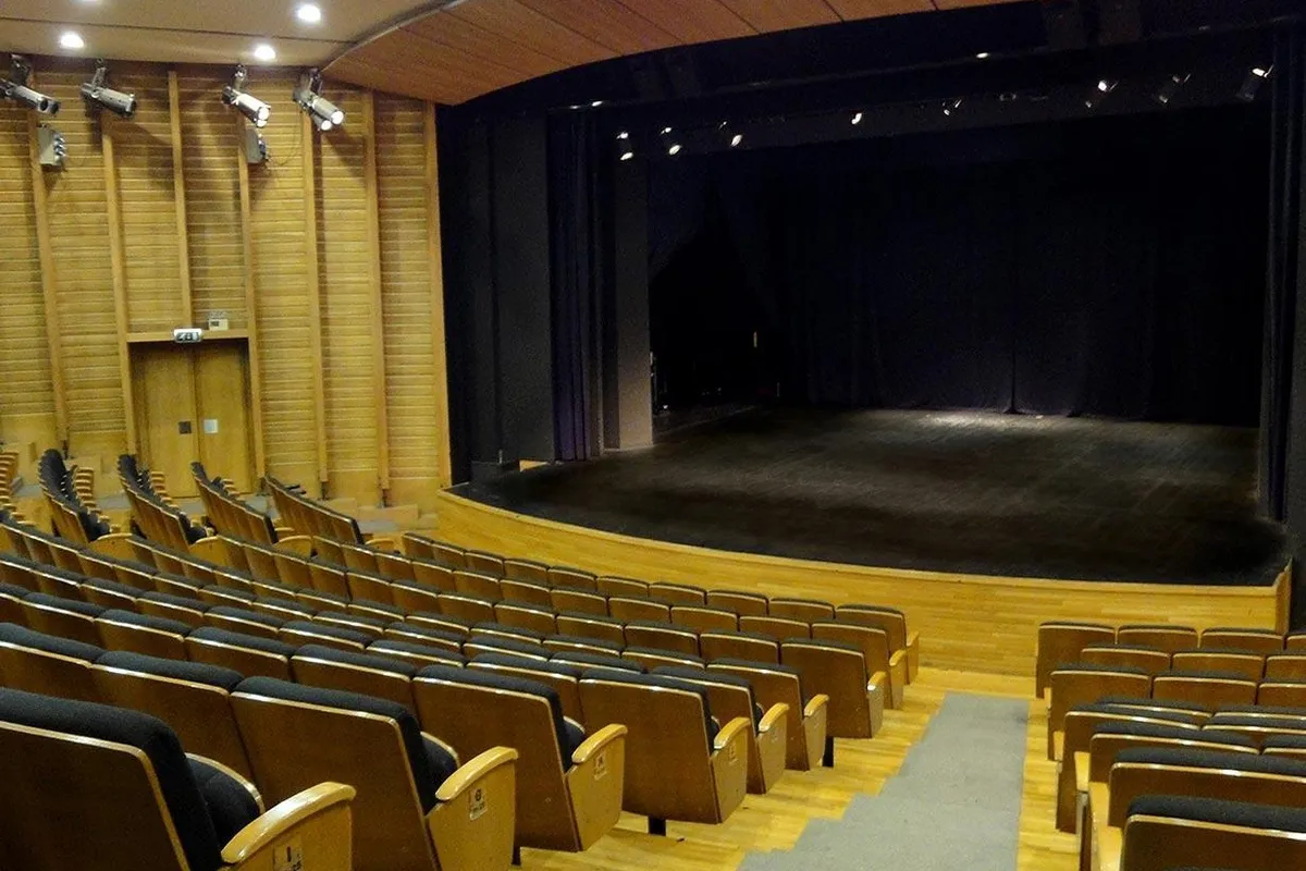 Melina Mercouri Municipal Theatre - Photo 1